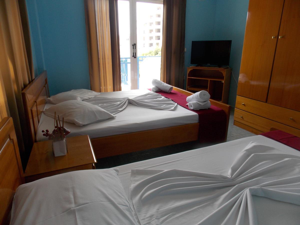 Hotel Dea Sarande Bagian luar foto
