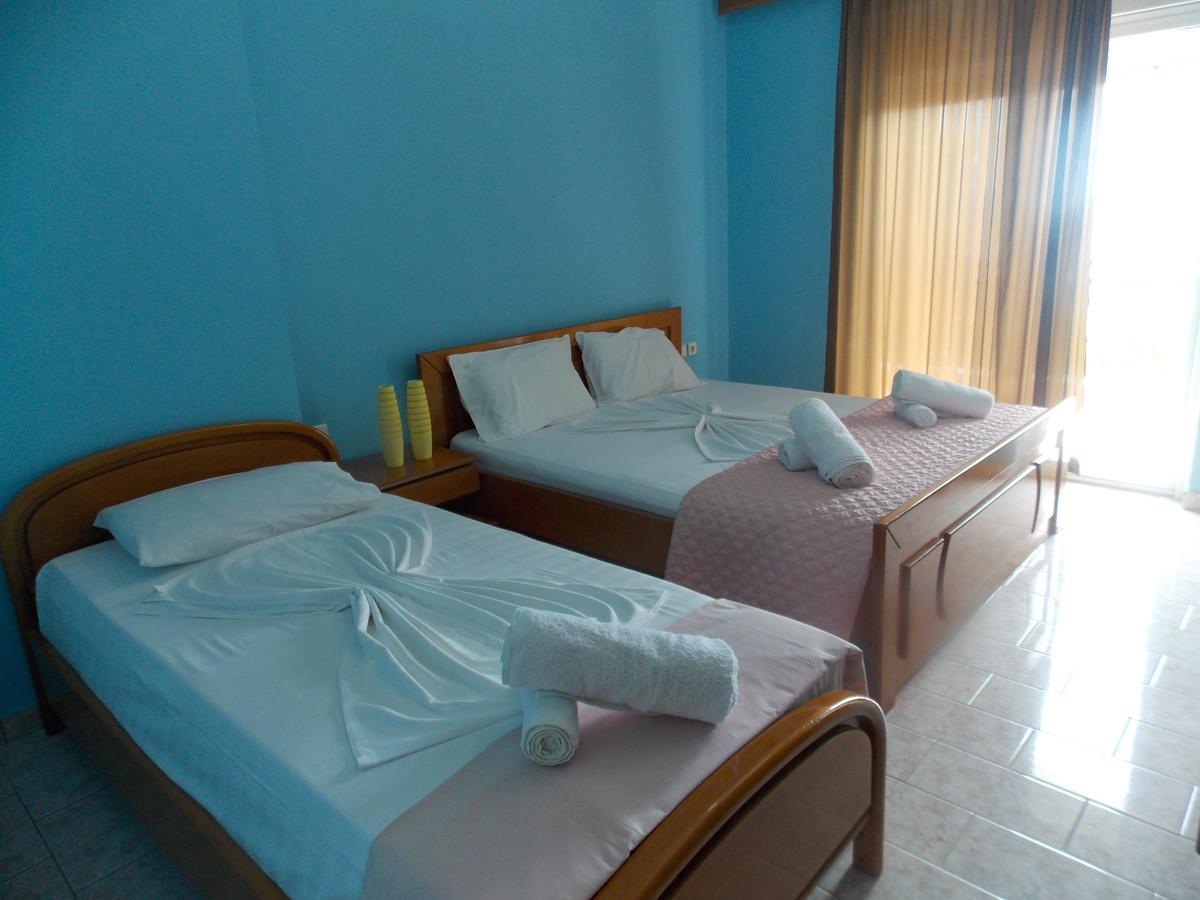 Hotel Dea Sarande Bagian luar foto