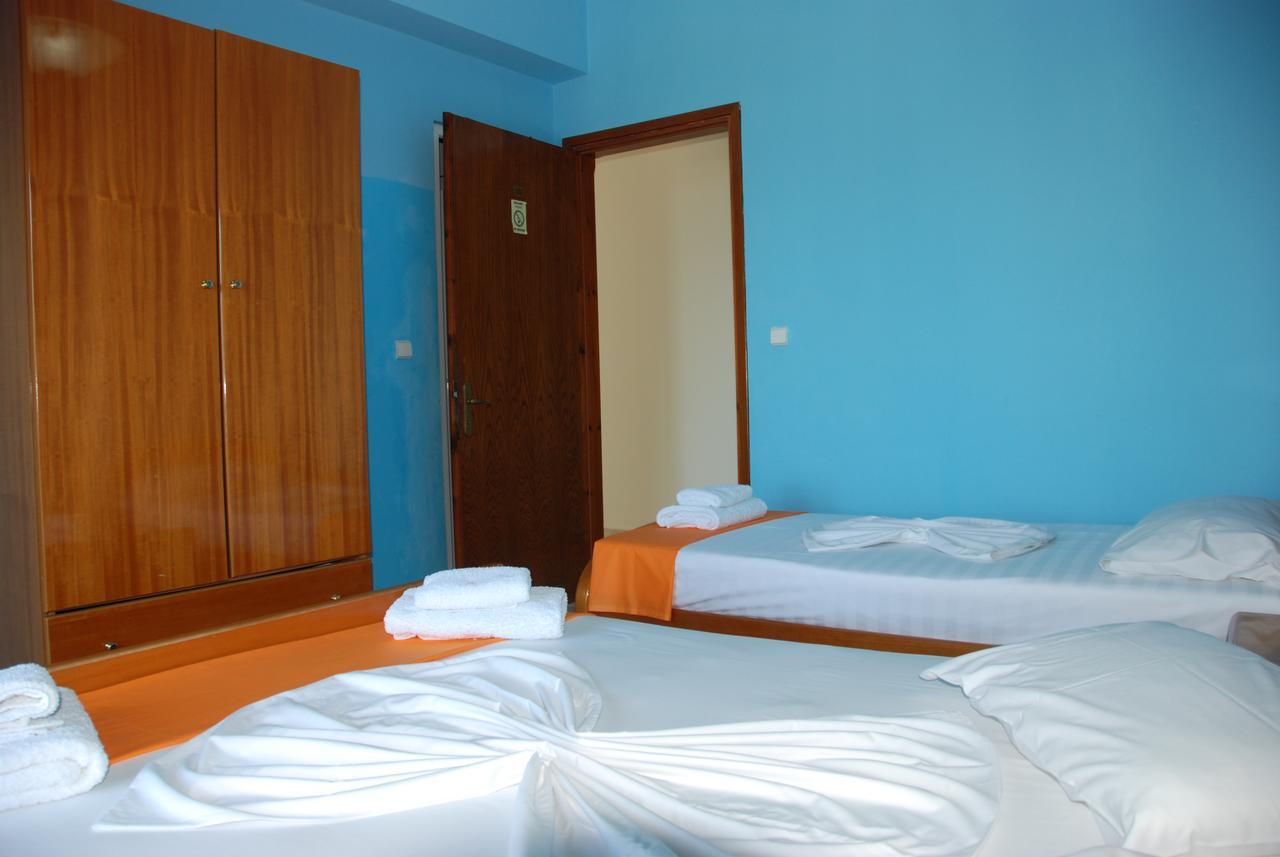 Hotel Dea Sarande Bagian luar foto