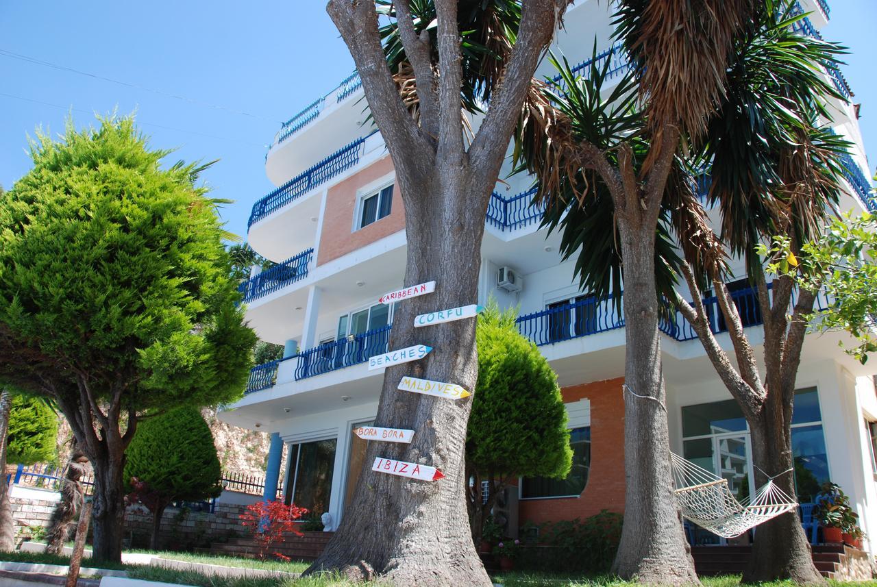Hotel Dea Sarande Bagian luar foto
